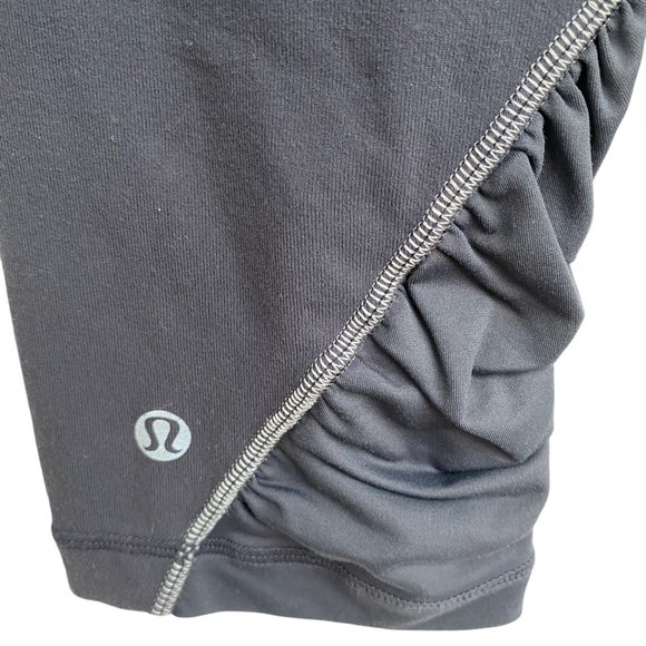 Lululemon Embrace Crop Capri Legging Women's Size 4 Gray Ruched Pin Tuck - Picture 8 of 10